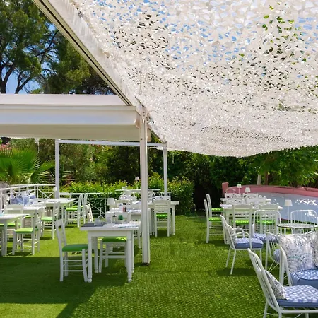 Hotell Acrotel Lilyann Boutique