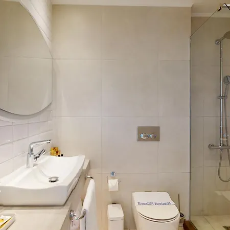 Acrotel Lilyann Boutique Hotell