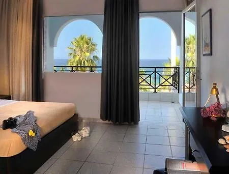 Acrotel Lilyann Boutique 3*