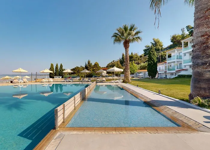 Acrotel Lilyann Boutique