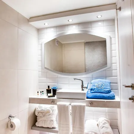 Acrotel Lilyann Boutique Elia Nikitis