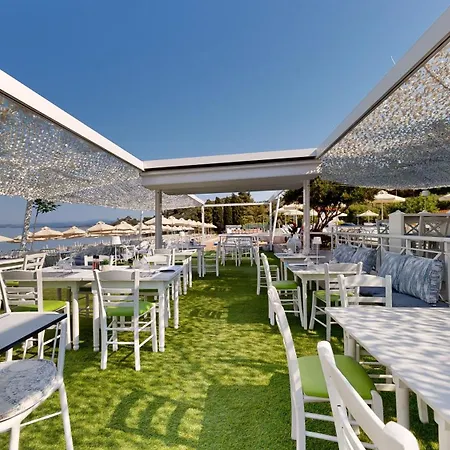 Acrotel Lilyann Boutique 3*