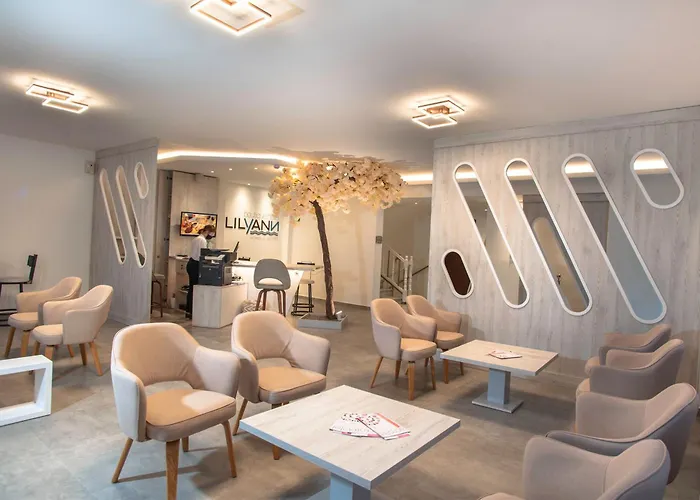 Acrotel Lilyann Boutique Elia Nikitis